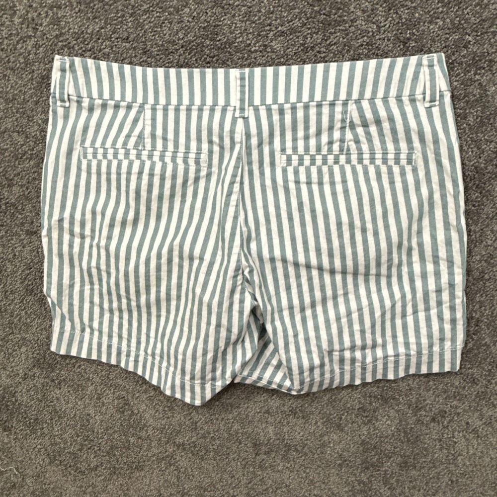Old Navy Womens Everyday Shorts 12 Green White Stripes Pockets 3.5" Inseam - Picture 8 of 9